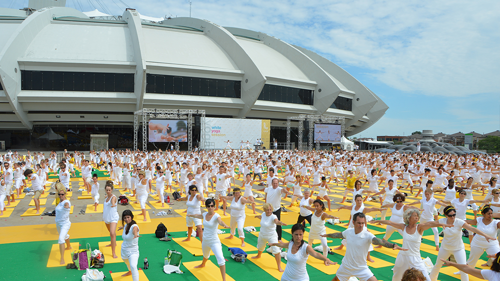 white-yoga